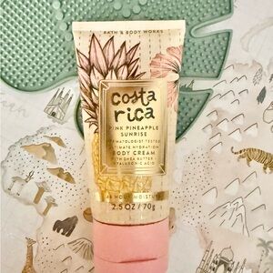 Costa Rica Pink Pineapple Sunrise 🍍 Travel Size Body Cream